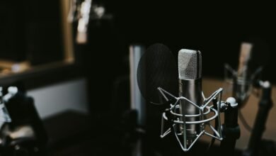 How to Start a Podcast: From Recording to Publishing